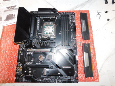 Custom PC Build - MB MSI MAG B650 TOMAHAWK WIFI